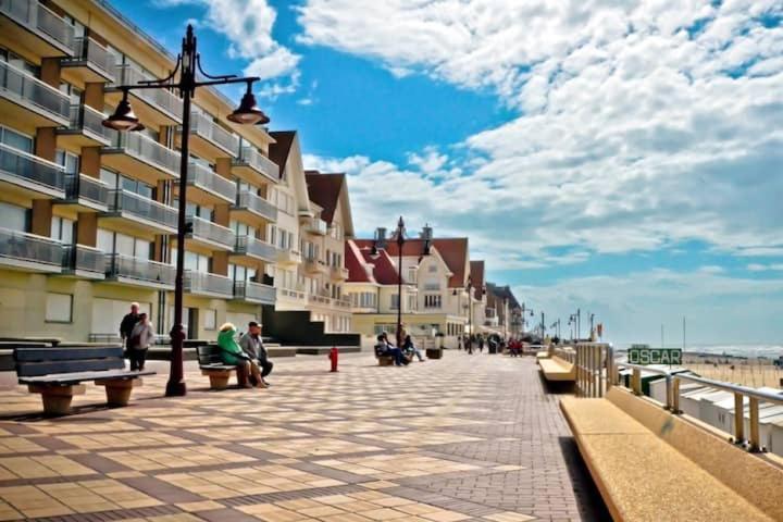 Relax @The Beach De Haan Exterior foto